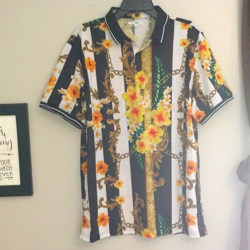 Mens Fashion Nova XL Short Sleeve Tee